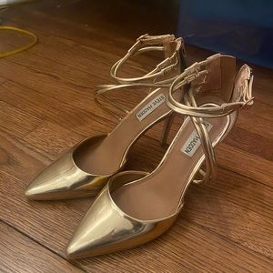 Beautiful Rose Gold Size 8 Steve Madden Heels